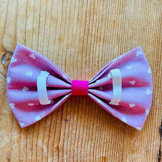 Hundefliege (rosa mit Herzen) - Party Paws